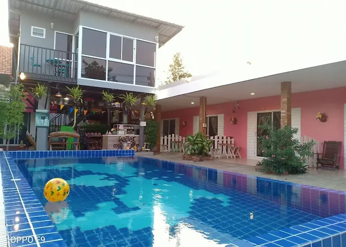 รีสอร์ท Baan Gon Chompu 3*
