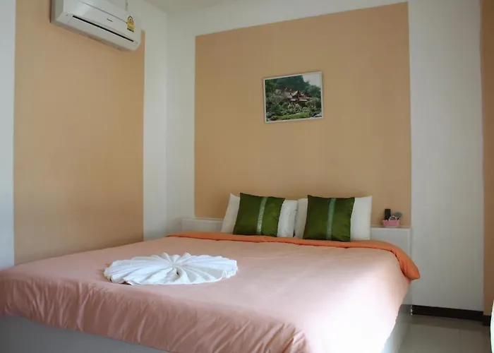 Baan Gon Chompu รีสอร์ท